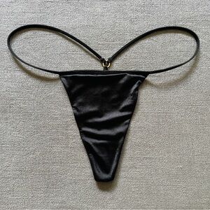 Victoria's Secret Very Sexy V-String